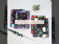 生徒のお気に入りのカスタムジャーナルノート、パーソナライズオプション付きカスタムカバーアート